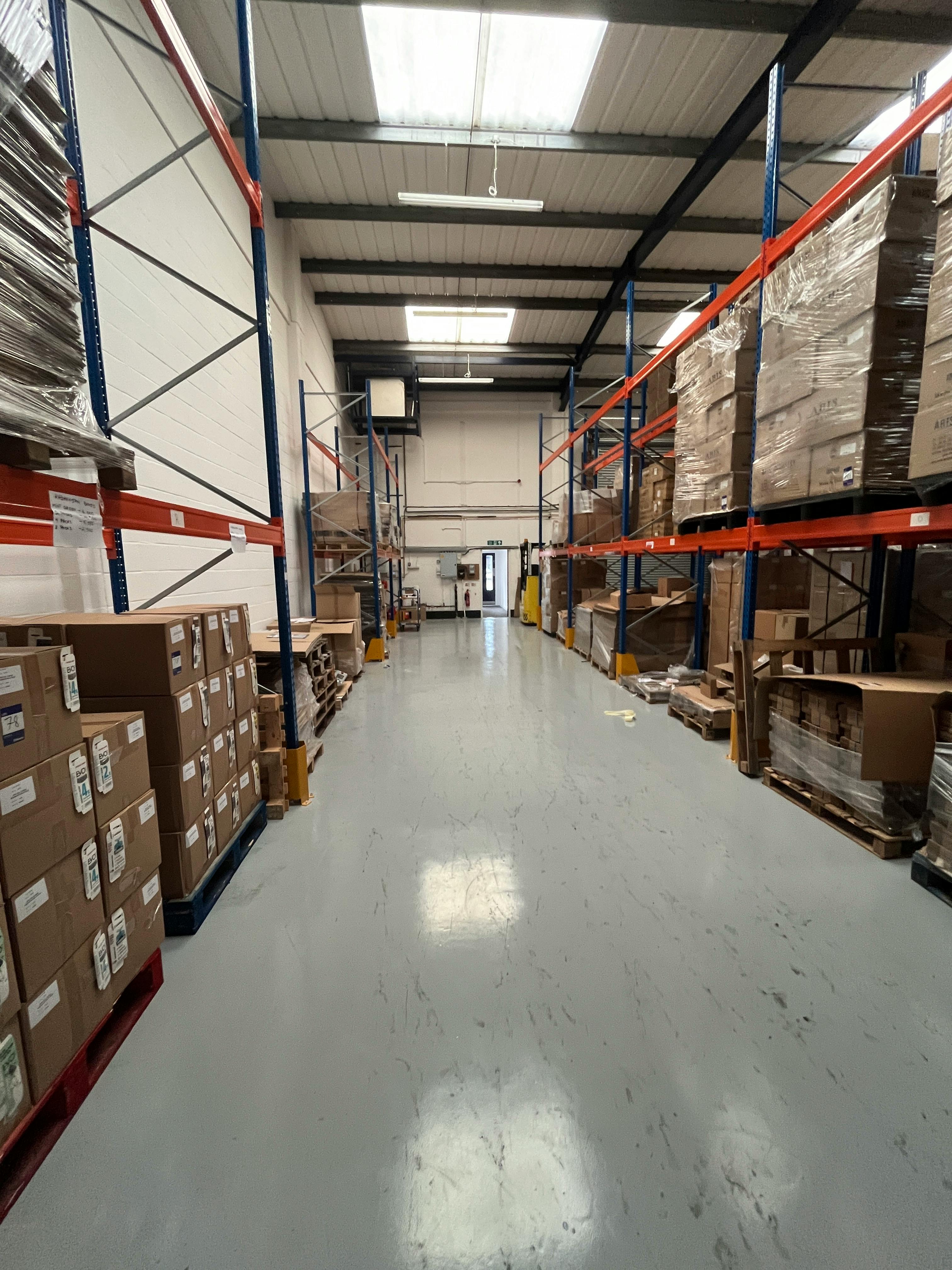 Unit 11, Stocklake Industrial Estate, Aylesbury, Industrial To Let - IMG_5170.JPG