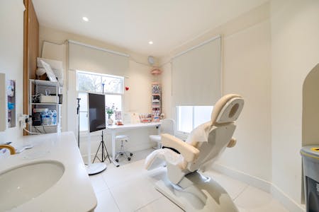 56 Maida Vale, London, D1 (Non Residential Institutions) / Leisure / Office / Other To Let - 1433197-4-69c6973238687.jpg