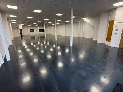 Unit 10 Capital Business Park, Borehamwood, Light Industrial / Office / Trade Counter / Warehouse To Let - processed-A6231E07-5B86-42BA-91DE-7FB031804D62.jpeg
