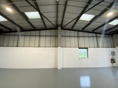 Unit 5, Albion Industrial Estate, Pontypridd, Industrial To Let - 5 albion 5.jpg