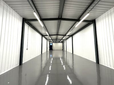 Unit 12 Linford Street Business Estate, London, Industrial / Office To Let - 20260209_161232192_iOS.jpg