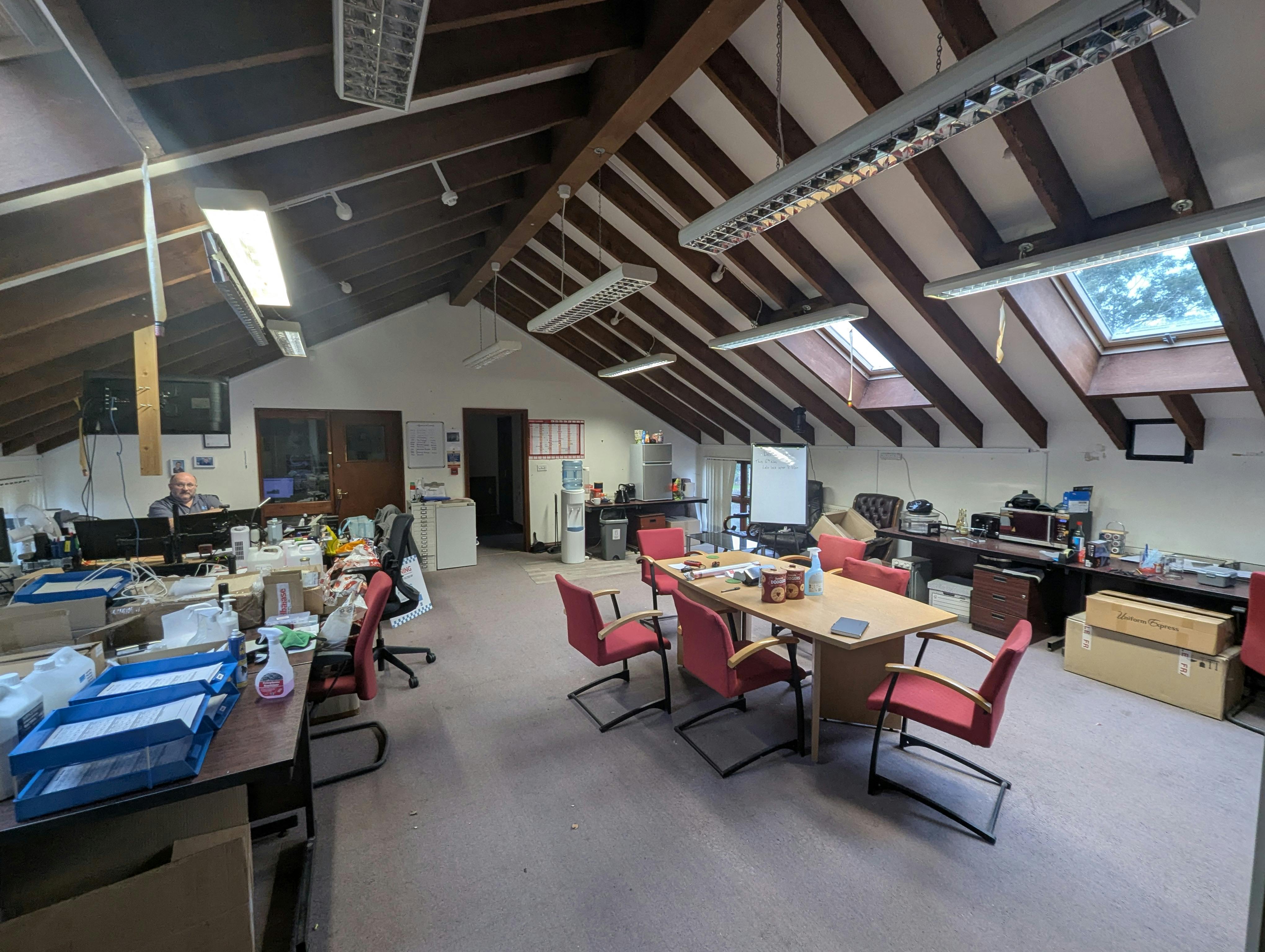 3 & 3a Sussex Business Village, Lake Lane, Barnham, Office To Let - PXL_20251105_100732744.jpg