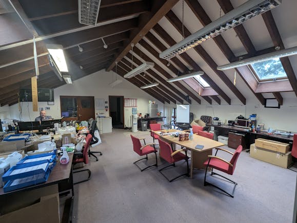 3 & 3a Sussex Business Village, Lake Lane, Barnham, Office To Let - PXL_20251105_100732744.jpg