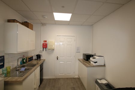 12 Pummery Square, Dorchester, Office / Retail - In Town To Let - IMG_4248.JPG