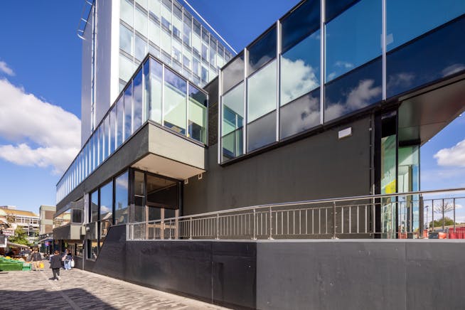 Woking One, Albion House, Woking, Investments / Offices / Restaurant / Retail For Sale - 1S1A3008HDREdit.jpg