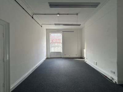 25A Park Square West, Leeds, Office To Let - IMG_8154.JPG