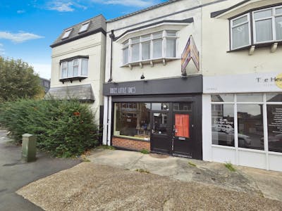 92 Elm Road, Leigh-on-Sea, Retail To Let - 2a1e74e8WhatsApp 20Image 2020250926 20at 20124631_dfc2d249.jpg