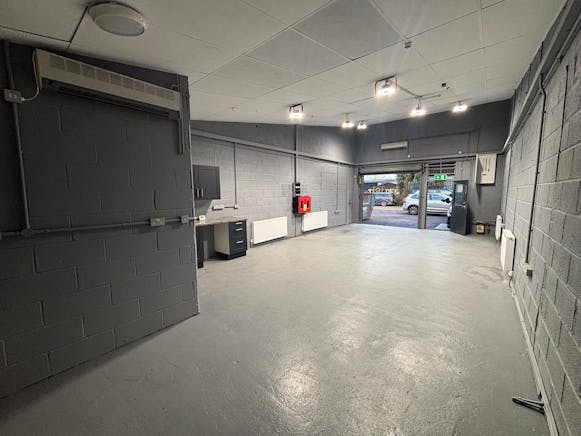 5 Thomasin Road, Basildon, Industrial To Let - WhatsApp Image 2026-01-23 at 13.55.59 (2).jpeg