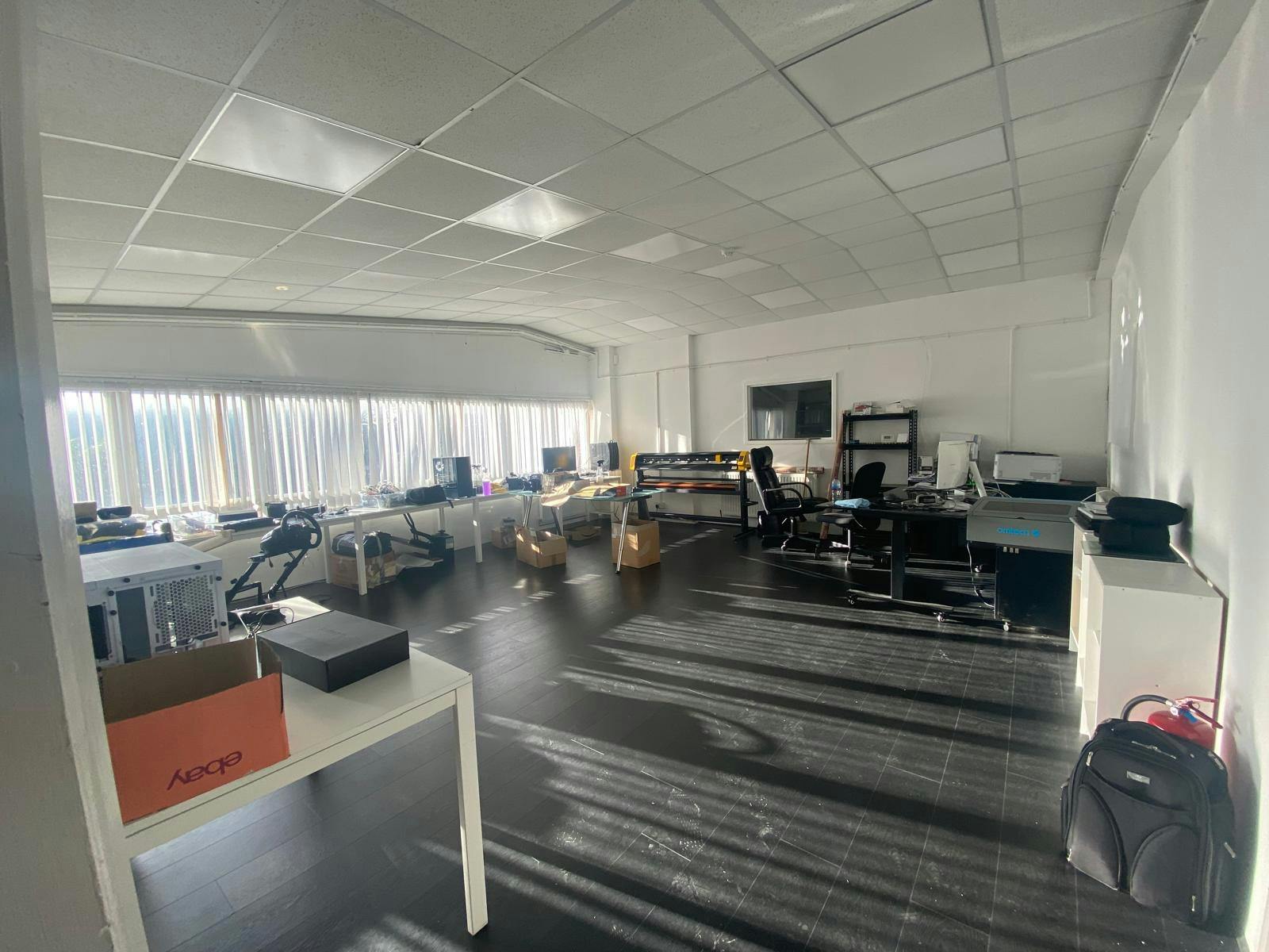 Unit 11, Lockwood Close, Leeds, West Yorkshire, LS11 5UU