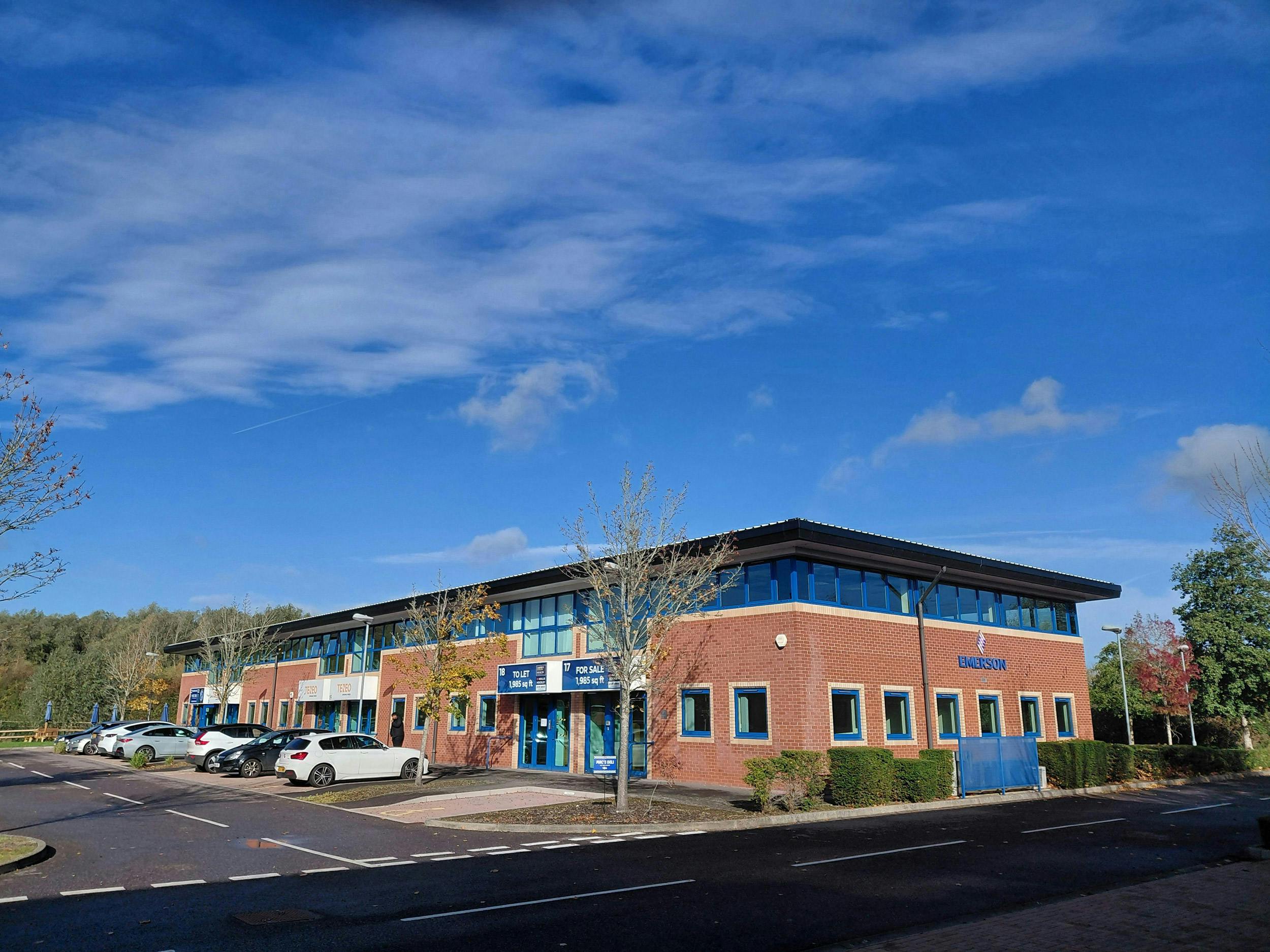 Theale Lakes Business Park image 2