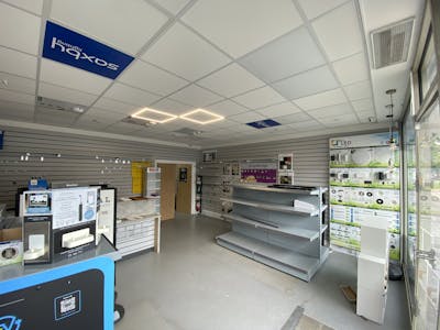 5 Brittany Court, Dunstable, A3 (Restaurants and Cafes) / Cafe (A1) / Class E Retail / Leisure / Food & Beverage / Restaurant / Restaurant / Cafe / Retail / High Street Retail / Retail - In Town / Retail - Out Of Town / Wellbeing To Let - Image 3