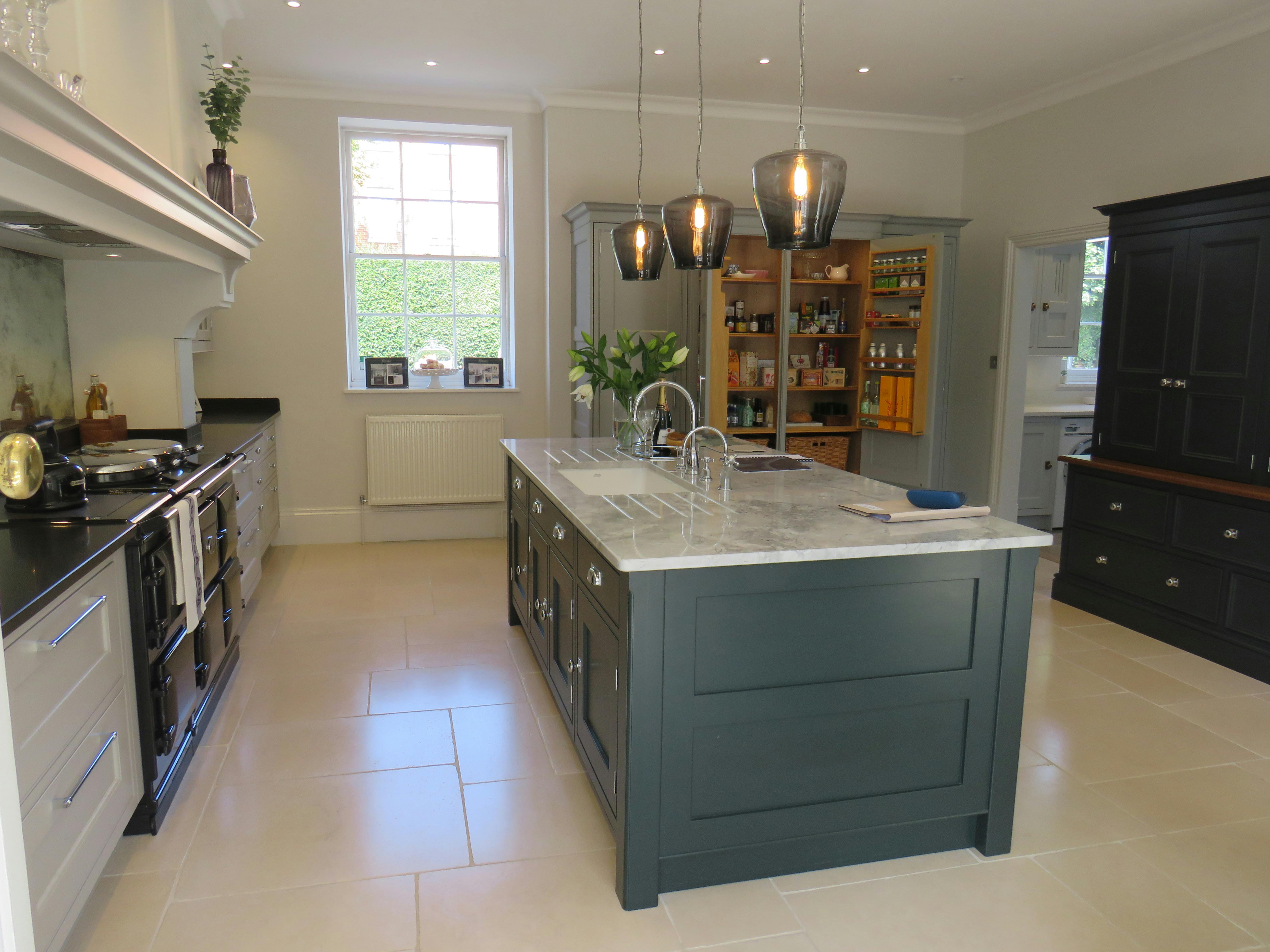 The Lodge, Hartley Wintney, Offices / Retail To Let - IMG_1800.JPG