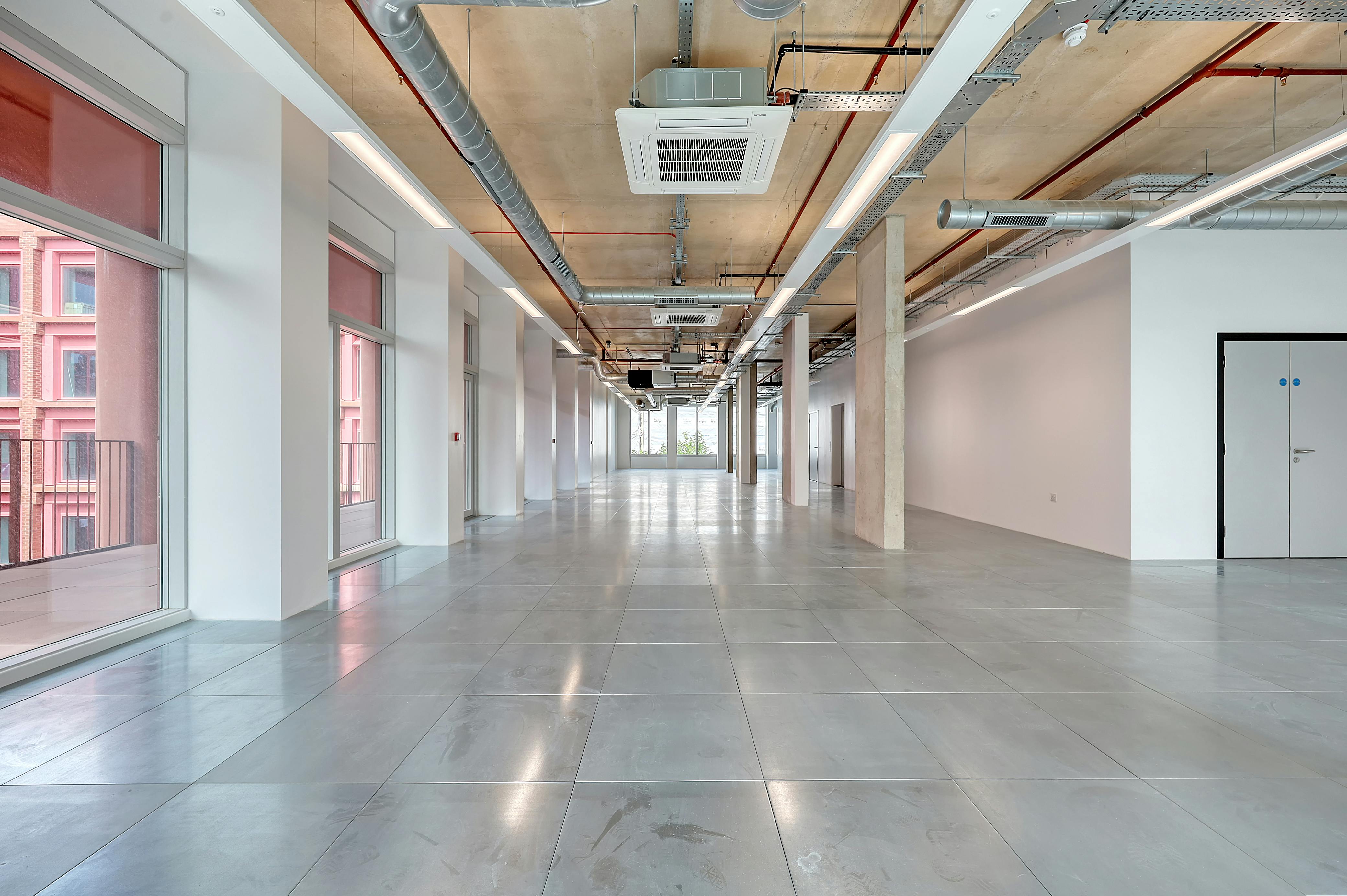 Office in London - photo 4