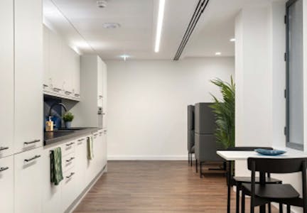 Kings House, Kings House, London, Office To Let - 3.jpg
