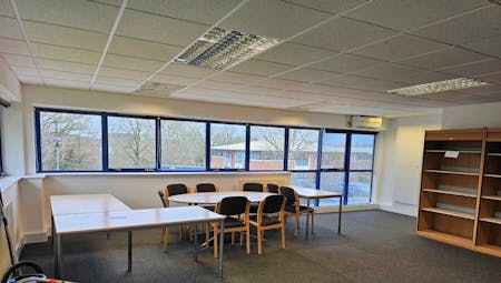 Unit 72, Shrivenham Hundred Business Park, Watchfield, Office To Let - Internal1.jpg