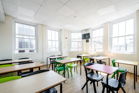 149-151 Commercial Road, London, Office To Let - Commercial Rd 149-151 2F - Low Res 8.jpg