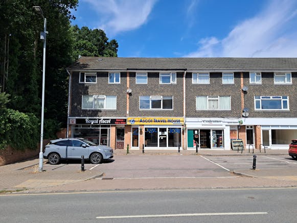 5 Royal Hunt House, Ascot, Retail To Let - pro3CDg0aAQ.jpeg