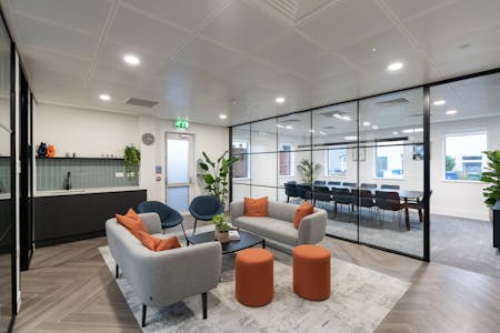 6 Bell Street, Maidenhead, Office To Let - 6 Bell St39.jpg