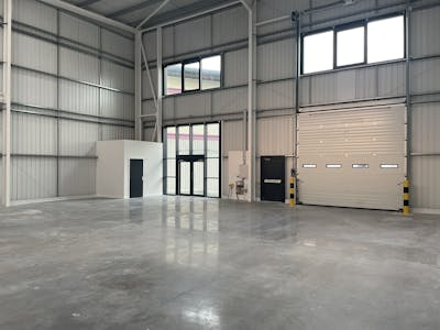 Vauxhall Trading Estate | Units 6a & 6b, Reddish, Industrial / Warehouse To Let - IMG_7261.JPEG