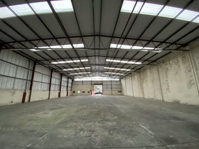 Unit 9, Ty Coch Distribution Centre, Cwmbran, Industrial To Let - 9 Ty coch 1.jpg