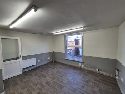 222 Park Lane, Stockport, Office To Let - 20260217_082643.jpg
