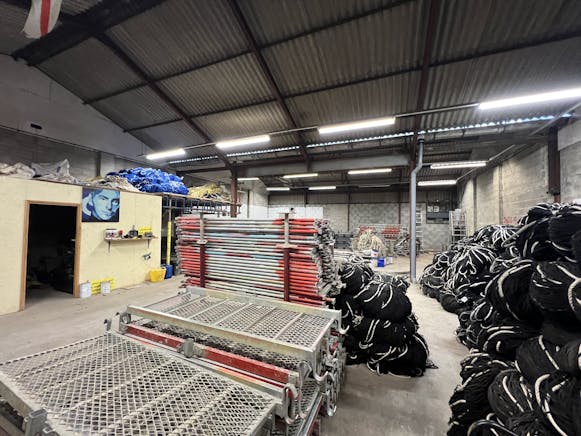 Unit B3 Hallen Industrial Estate, Severn Road, Bristol, Industrial To Let - IMG_9988.jpg Unit B3 Hallen Industrial Estate, Severn Road, Bristol, Industrial To Let - IMG_9988.jpg