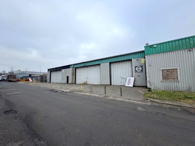 Masterfit House, Colliery Road, West Bromwich, Industrial / Warehouse To Let - Photo External 2.jpg