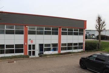 Unit 6 Coldharbour Pinnacles Estate, Harlow, Industrial To Let - IMG_0751.JPG