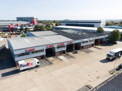 Unit 20, Trident Industrial Estate, Colnbrook, Industrial/Logistics / Industrial / Warehouse To Let - IW-250826-DL-260.jpg