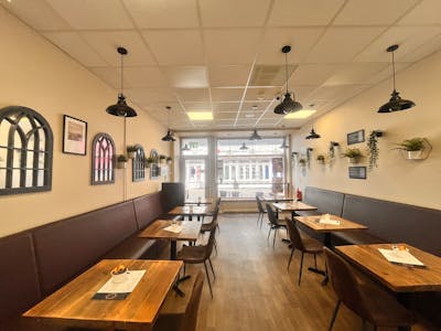 28 Beulah Street, Harrogate, Retail To Let - image00019.jpeg