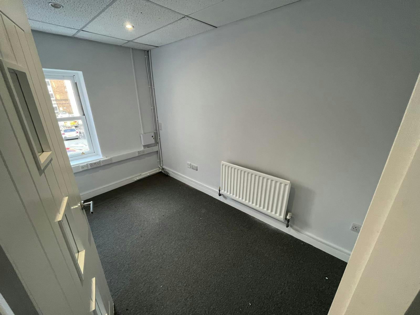 Churchill Chambers, Churchill Way, Macclesfield, Offices / Retail To Let - IMG20250327WA0021.jpg