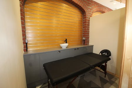 32 Linthorpe Road, Middlesbrough, Leisure / Residential / Retail To Let - IMG_6135.JPG