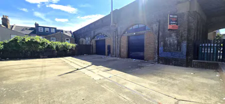 Arches 348-349, Bocking Street, Hackney, London, Industrial To Let - 20260706_152414 - Edited.jpg