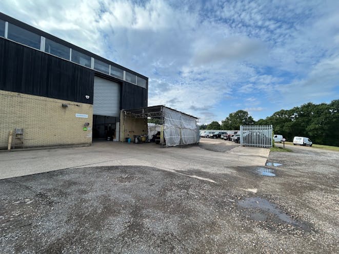 Unit 43A, Passfield Business Centre, Bordon, Warehouse & Industrial To Let - IMG_9264.jpg