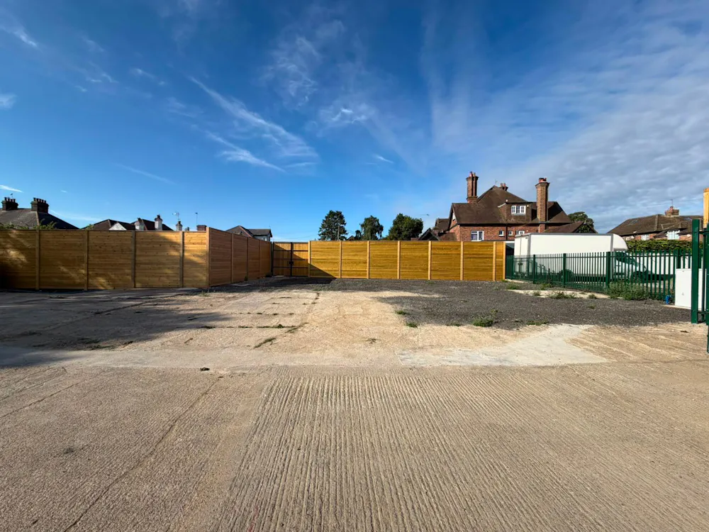 5-7 Reed Industrial Estate, Amersham, Open Storage To Let - WhatsApp Image 2026-07-30 at 08.29.19.jpeg