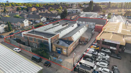 31 Commercial Road, London, Industrial To Let - GnOgf4pA.jpeg