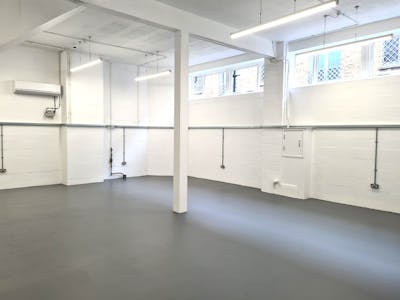 Unit C, London, Office To Let - Int 1.jpg