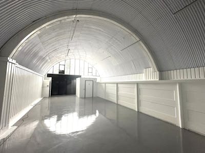 23-24 Alma Road, Windsor, Industrial / Leisure / Office / Retail To Let - IMG_4051.JPEG