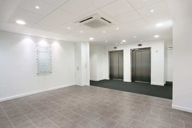 Flagship House, First Floor, Fleet, Offices To Let - _WP_2305.JPG