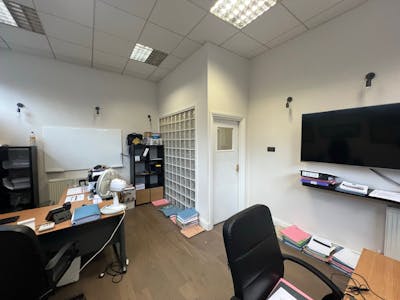 144-146 Kings Cross Road, London, Office To Let - c3e006ff5c5f40eca4e6ec96cbed9cab.jpeg