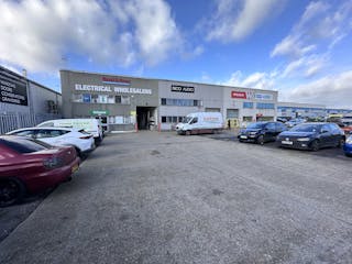 Unit 2, Kempson Close, Aylesbury, Industrial To Let - IMG_7166.jpeg