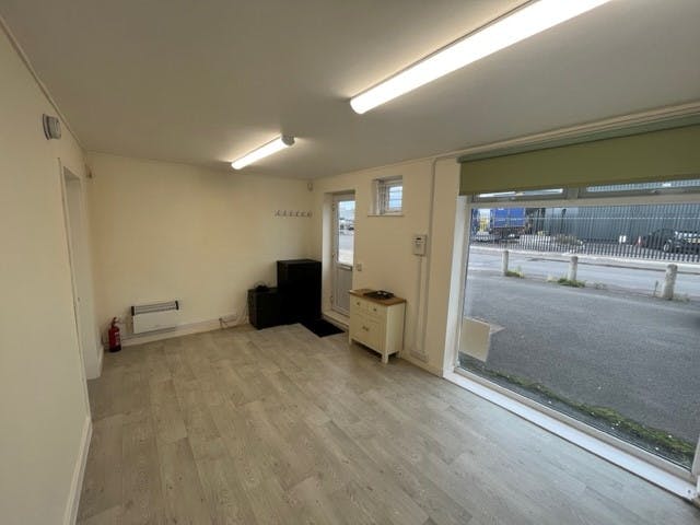 Unit 10 Porte Marsh Road, Porte Marsh Trading Estate, Calne, Industrial To Let - 5.jpg