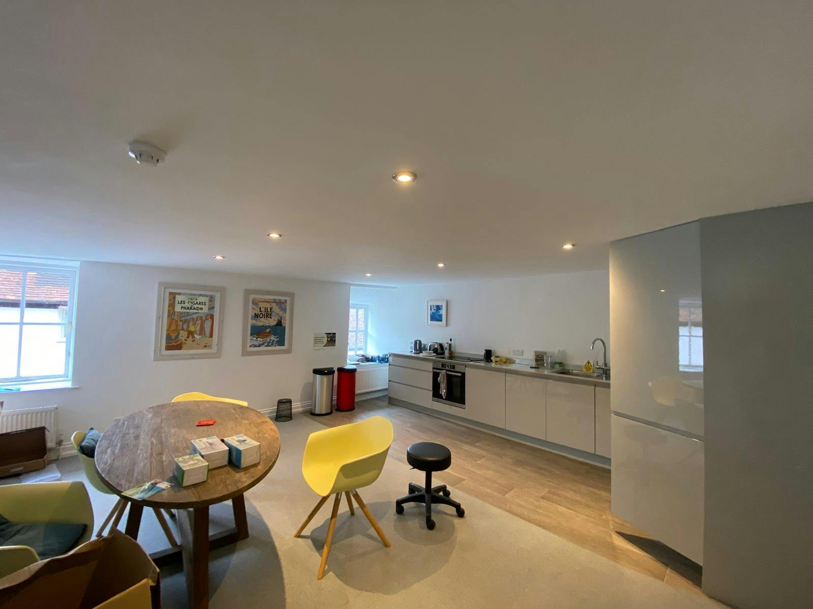 Suite 1, Fountains Mall, Odiham, Offices To Let - af92c3a73e27435ca0a32157a4417c02.JPG