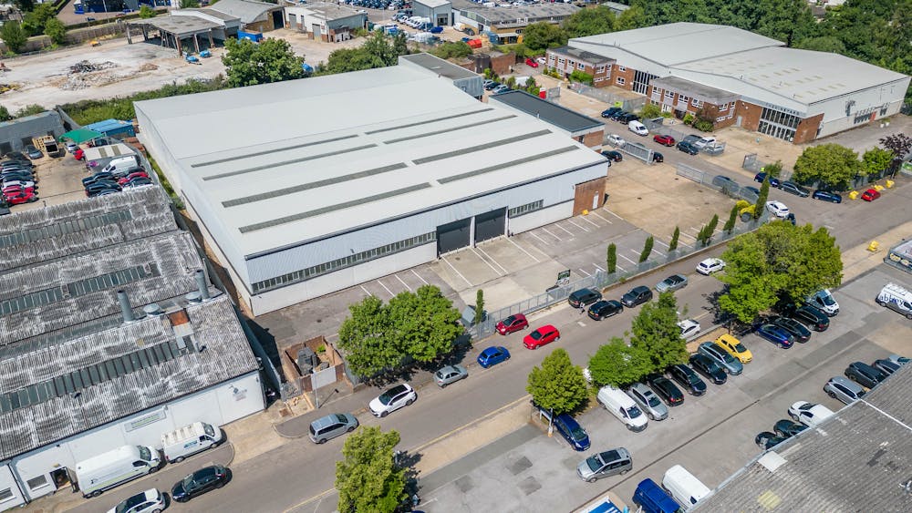 Unit 4, Brick Knoll Park, St Albans, Industrial/Logistics To Let - Brick_Knoll_Pk_Unit 4_004.jpg