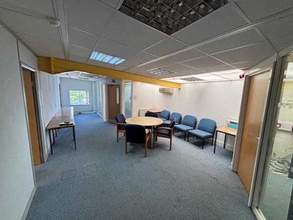 Unit 3 Speedwell Close, Eastleigh, Industrial / Industrial For Sale - Picture3Speedwell  04 07 2025.jpg