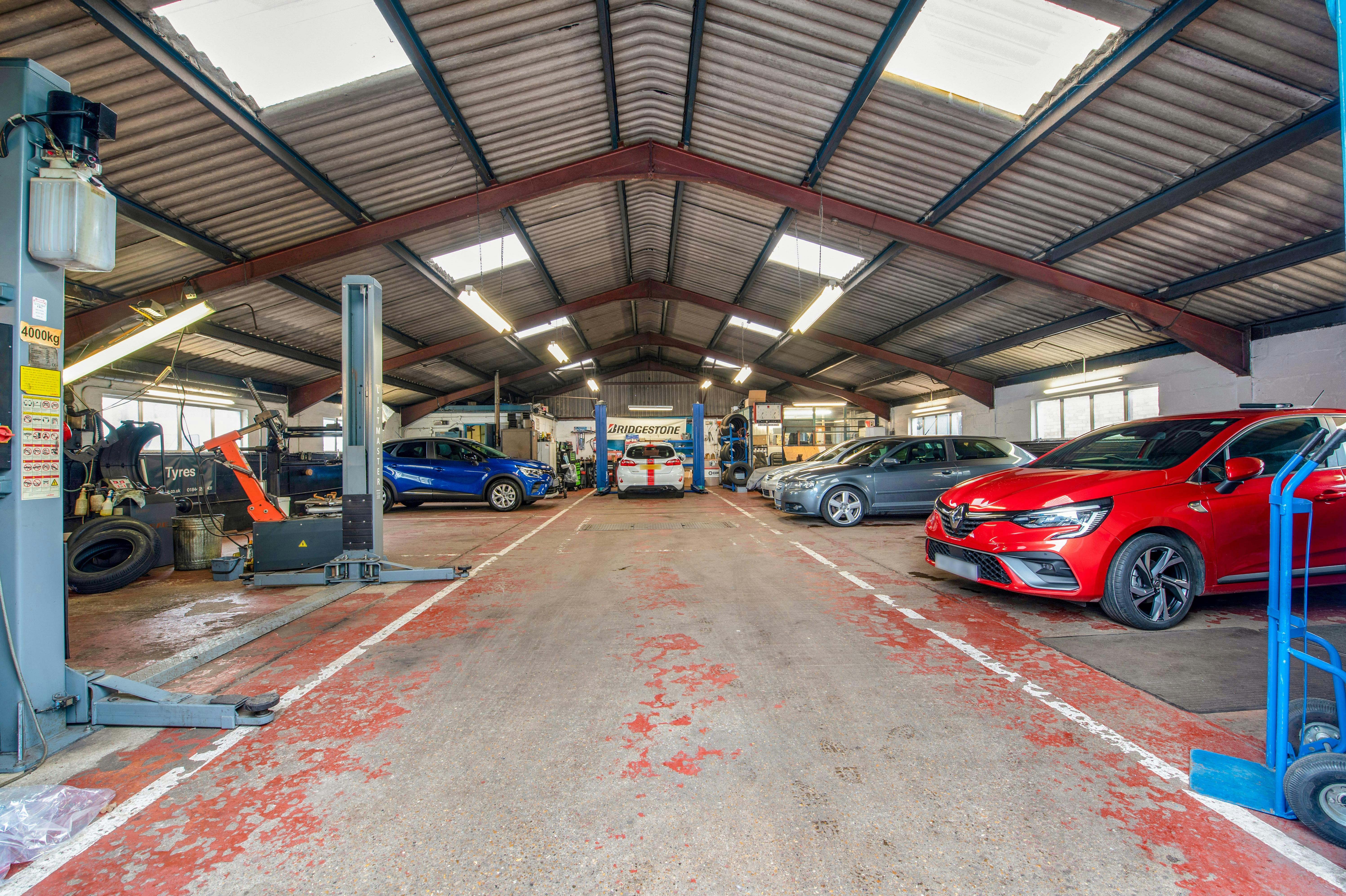 Townsend Garage Thame Road, Haddenham, Industrial For Sale - WORKSHOP.jpg