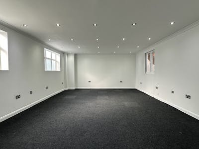 Unit 11a Britannia Estate, Leagrave Road, Luton, Industrial / Industrial/Logistics To Let - IMG_5581.JPG