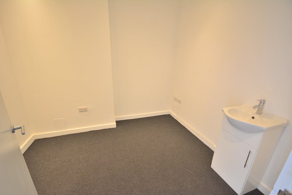 5A Stand Lane - Room Two