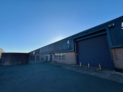 Units 4 and 5, John Baker Close, Cwmbran, Industrial To Let - 4 5 John Baker 06.jpg
