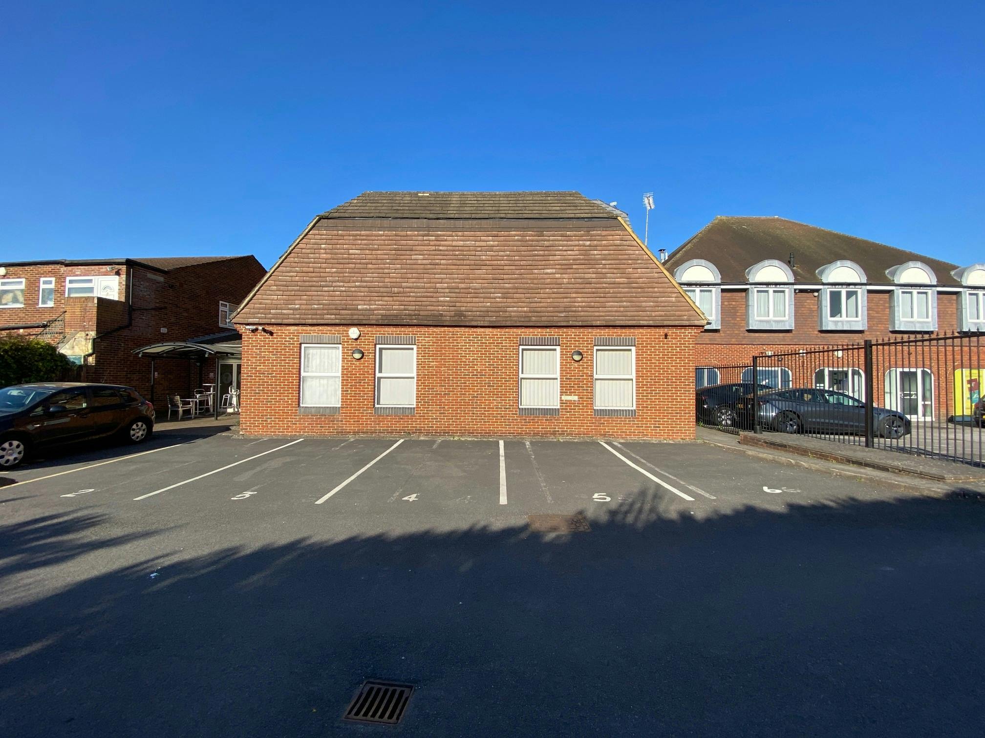 Ground Floor 39 Guildford Road, Lightwater, Offices To Let - external GF rear.jpg